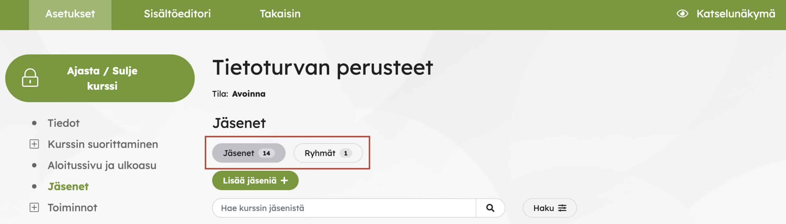 Kurssin Jäsenet-näkymä, jossa voidaan lisätä kurssille yksittäisiä jäseniä tai kokonaisia ryhmiä.